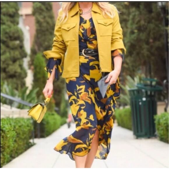 Cabi Touring Jacket #4117 Moss Gold Size Small Zip Front Pockets Textured - Picture 3 of 9